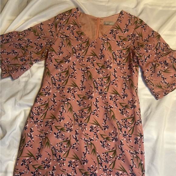 Belongsci Dresses & Skirts - Floral Pink Dress